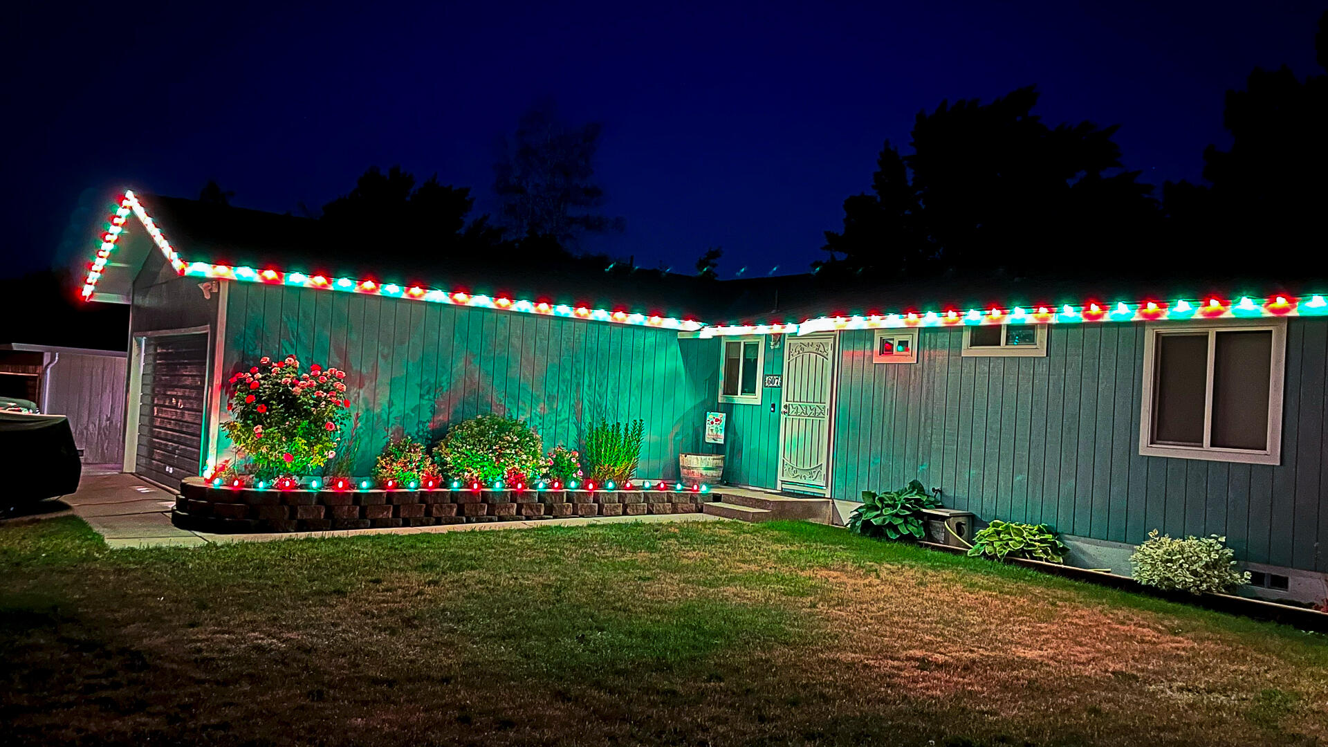 Christmas light installation - Liberty Lightworks - Benicia, CA